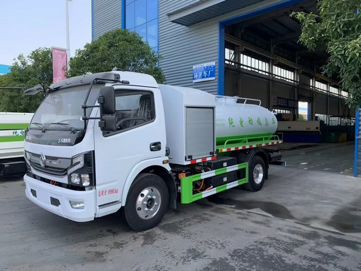 東風5方純電動吸糞車